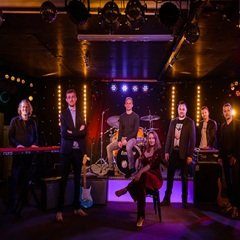 Coverband en DJ bedrijfsfeestje